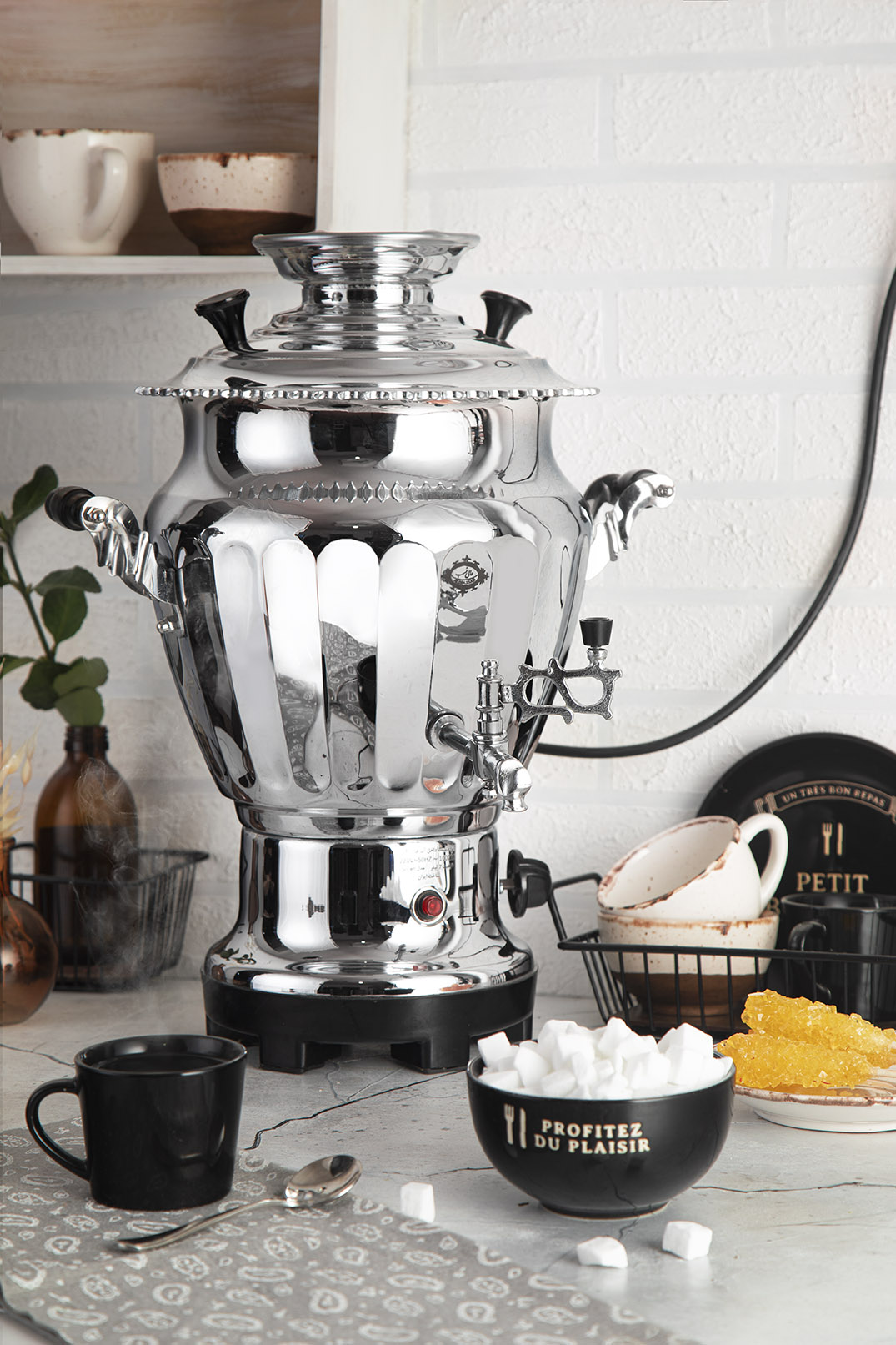 Almas 7 Liters Electric Samovar